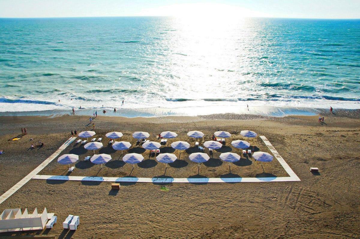 Hotel Paradise Beach Alakhadzi Exterior photo