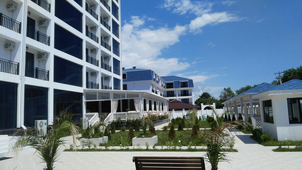Hotel Paradise Beach Alakhadzi Exterior photo