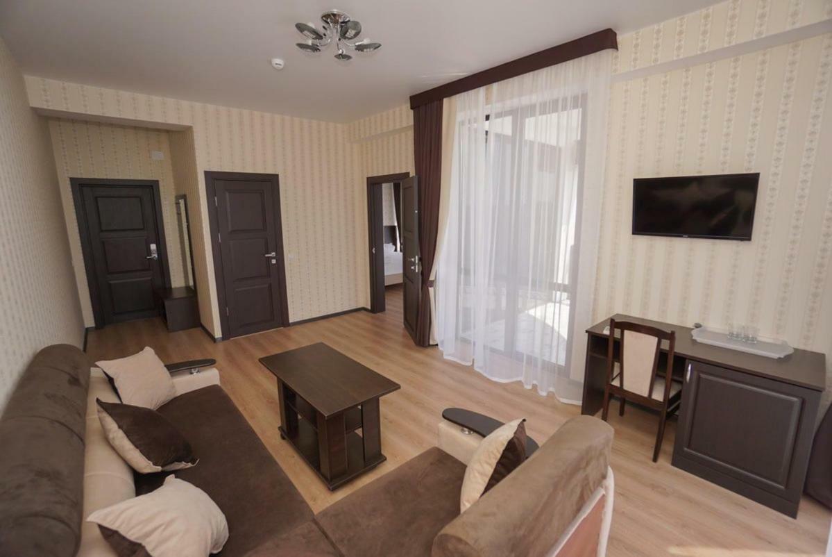 Hotel Paradise Beach Alakhadzi Exterior photo